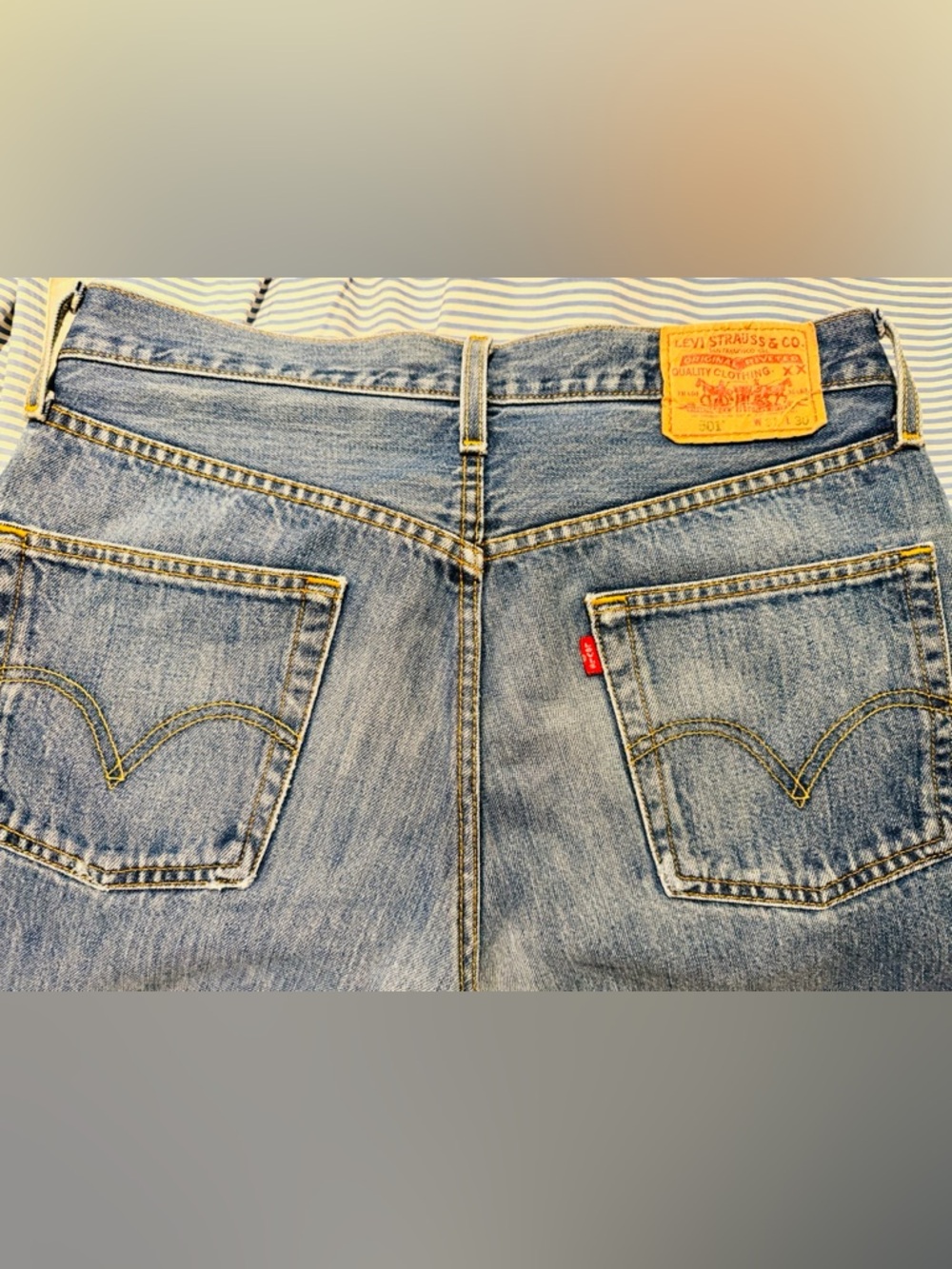 Levi's Vintage Men’s 501 Button-fly Straight Jeans Size W31 L30 - Picture 5 of 8